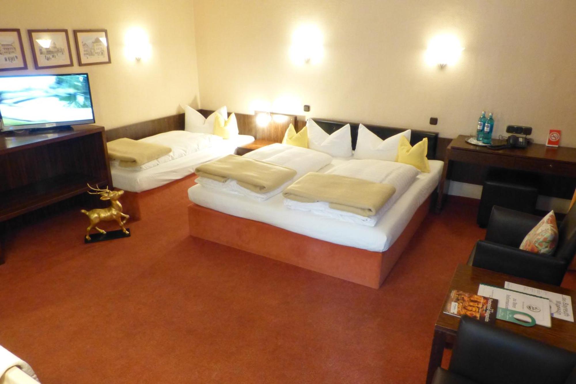 Goldener Hirsch Hotel 3*