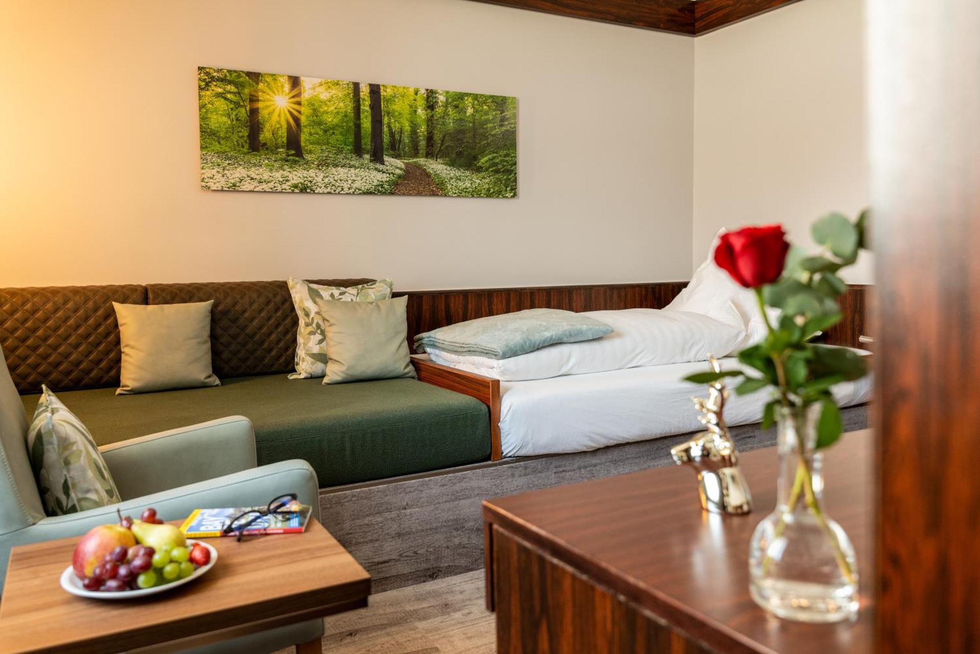 Goldener Hirsch Hotel